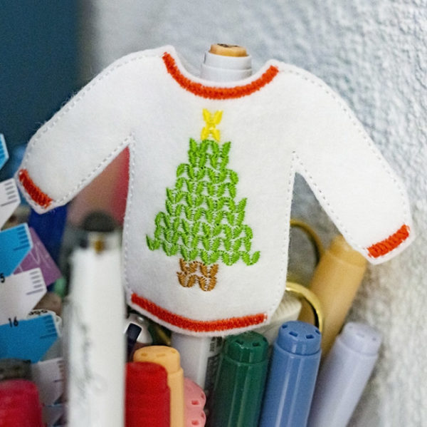 ITH Stickdatei für einen weihnachtlichen Pulli mit Tannenbaum für kleine Gutscheine